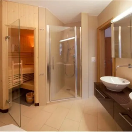 Residenz Ambassador B11 로이커바드